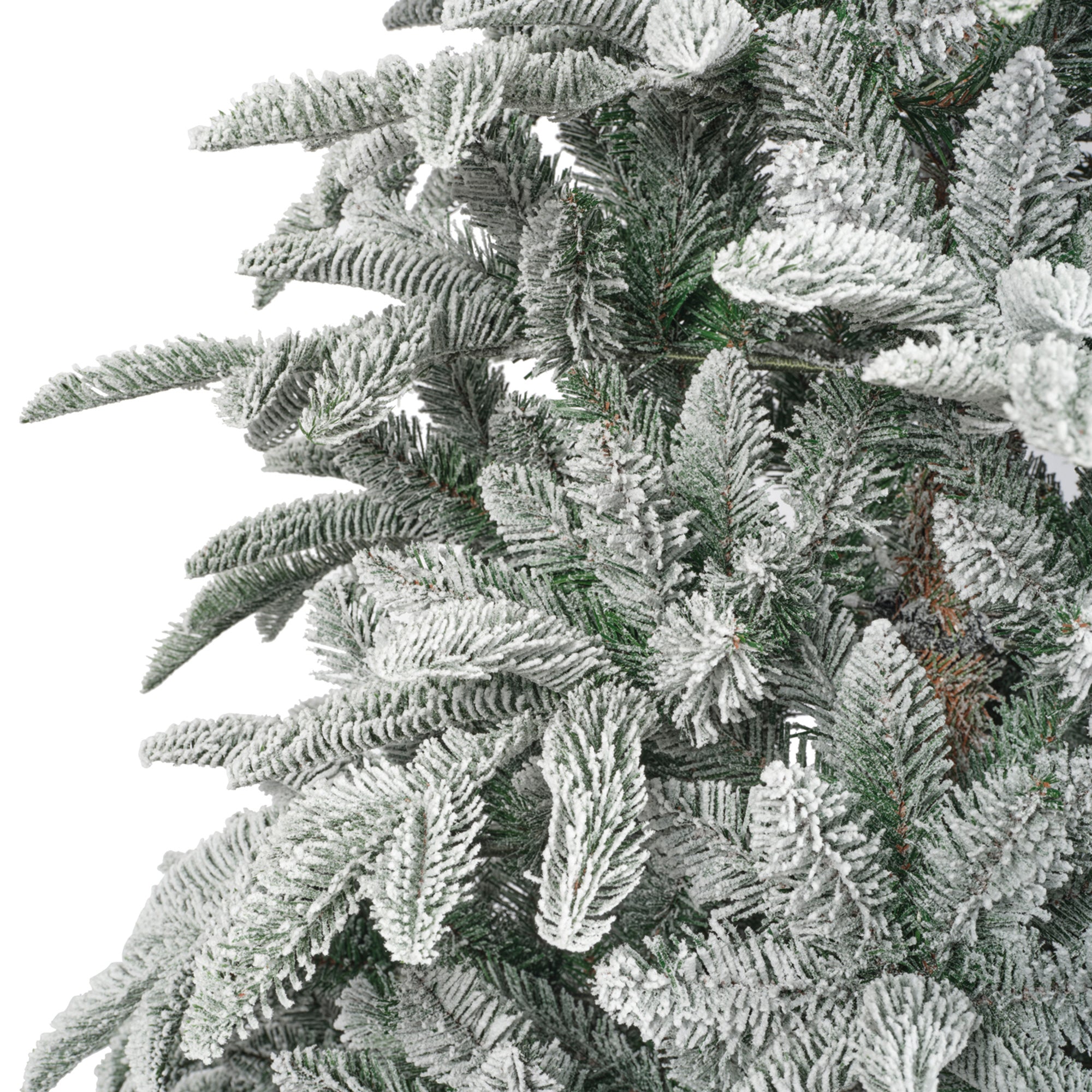 Everlands 210 cm Levi Snowy Christmas Tree