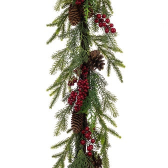 Empingham Berry Garland 180cm